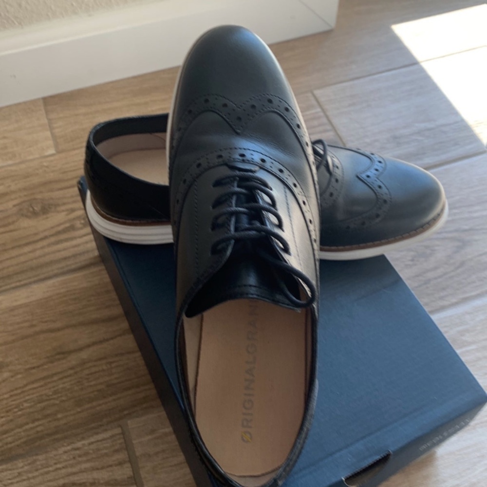 Nib Cole Haan Women's OriginalGrand Wingtip Oxfords Black Size 8.5